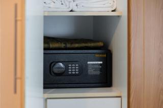 Modern Studio Lake View JLT Near Marina & Metro - 1