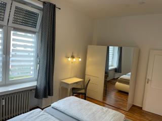 OnThePoint, Erdgeschoss, Abstellplatz für Fahrräder, City und Innenhafen 5 Gehminuten!!! - Duisburgo - 2