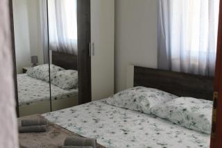 Obiteljski apartman Milo - Gornji Karin - 7