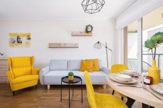 Przytulny Apartament na Wrocławskiej z Parkingiem w Krakowie by Noclegi Renters - 4