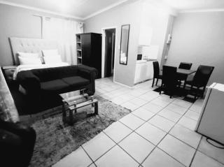 A&H Guesthouse - Potchefstroom - 8