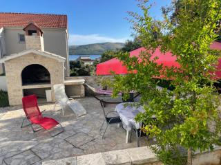 Apartment Babic - Seget Vranjica - 4