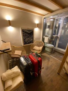 Mini estudio de 8 m2 en el corazón de Malasaña de MembrilloSuites - Madrid - 6