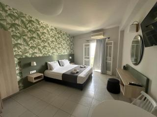 Sunshine Studios - Malia - 0