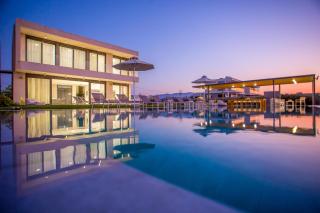 Miguel Luxury Beach Front Villa - Fánai - 0