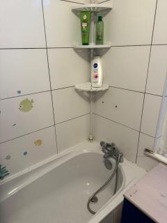 Room for rent - 9