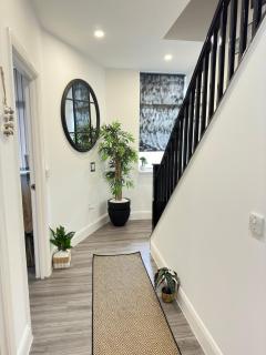 JayGees luxury homes - - 0