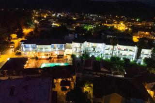 Zeus Paradise Hotel Ammoudia - 9