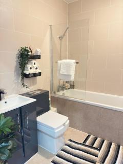 JayGees luxury homes - - 1