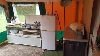 Basic ingerichte vouwwagen op camping Westenenk, Wijster - Wijster - 8