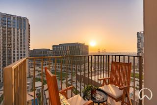 Oraya - Stylish 2BR in Socio Tower 2 With Pool View - Dubai - 0