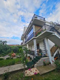 Shkoder villa relax - 3