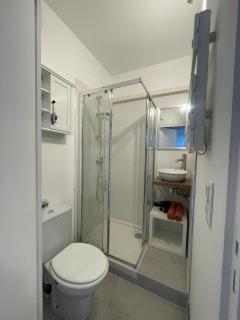 Studio indépendant, piscine & jardin en centre-ville - Aubagne - 5