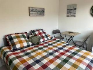 Studio indépendant, piscine & jardin en centre-ville - Aubagne - 7