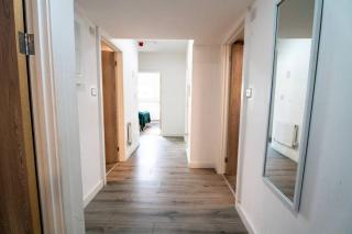 3 Bedroom Flat, Walking Distance to City Centre & Amazing Food at your door step - 1