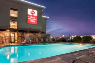Best Western Plus Greenville I-385 Inn & Suites - Greenville - 9