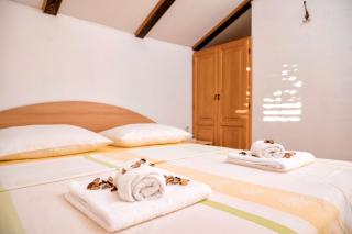 Apartments Spila Beach - Ivan Dolac - 3