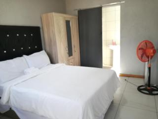 Royal guest house - eMalahleni - 3