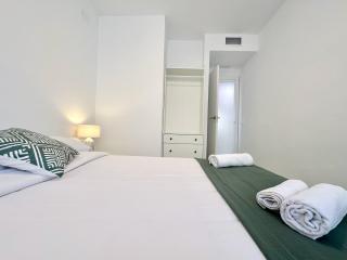 Sea Views Sanatori Beach, Barcelona - Calafell - 4