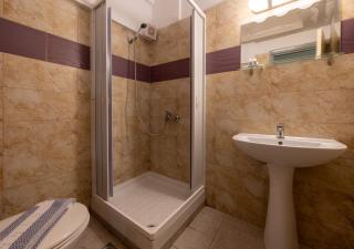 Fontana Luxury Rooms - Mitilene - 6