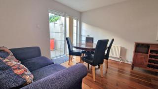 4 Bedroom Townhouse - Galway - 1