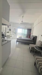 apartment on the beach 1208 - 7