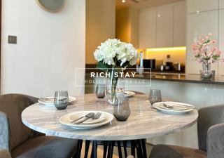 Phenomenal 1BR in Marina Gate 2,Full Marina View - Dubai - 2