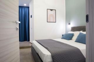 Bausan Avenue - Naples - 7