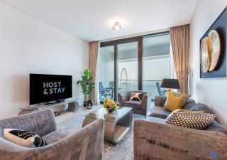 Spacious 2BR Address Jumeirah Beach Residence - 0