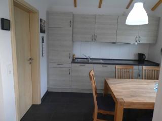 N3 Charmantes eingezäuntes Ferienhaus mit Garten - Butjadingen - 2