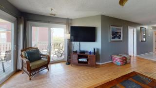 Sandcastle Beach Club Unit 4 by Tybee Beach Vacation Rentals - Tybee Island - 5