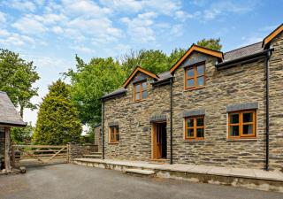 Hafod y Wennol - Cross Inn - 9