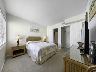Pura Vida Pure Life - Expansive views of the ocean and wide sandy beach condo - Carolina Beach - 5
