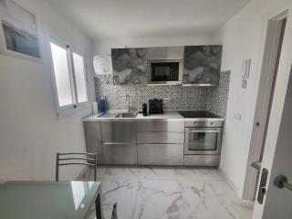 New big flat with balcony 50mts away from beach Parking Optional - Las Palmas de Gran Canaria - 3