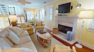 Thirst N Howl by Tybee Beach Vacation Rentals - Tybee Island - 2