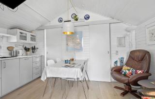 Beautiful Home In Nexø With Kitchen - Neksø - 6