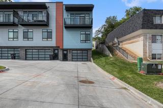 Midtown Luxury - 2 Master Suites - Near UNMC - Omaha - 9