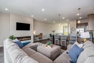 Midtown Luxury - 2 Master Suites - Near UNMC - Omaha - 8