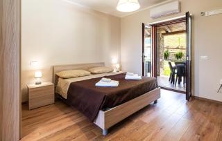 Lovely Home In Torchiara With Jacuzzi - Torchiara - 3