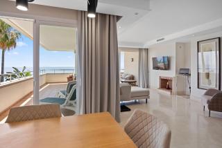Front line beach luxury apartment in Heaven Beach - Estepona - 5
