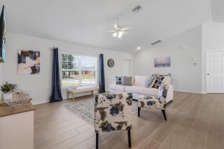 Sunrise to Sunset - Gorgeous Villa, Heated Pool and Spa, Bicycle - Del Boca Vista - Roelens - 2