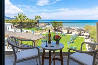 Sea View Suites - Plaka Beach Resort - Vasilikos - 3