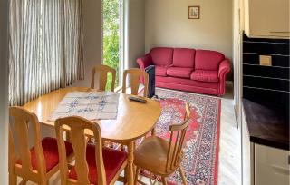Gorgeous Apartment In Eresfjord - Nauste - 9