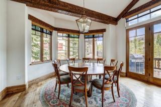 5 Bedroom Luxury Townhome In Lionshead Village - 1