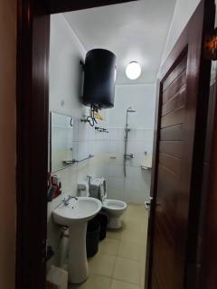 Cosy 2BR apartment - 9