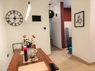 Cosy 2BR apartment - 4