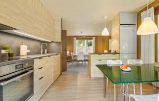 4 Bedroom Awesome Home In Frederiksværk - 1