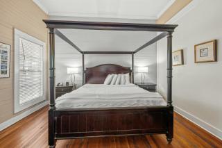 Coombs Inn & Suites - Apalachicola - 2