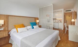 Hotel Apartamentos Cala Santanyi - 8