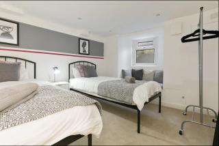 Delightful Central York House - 2